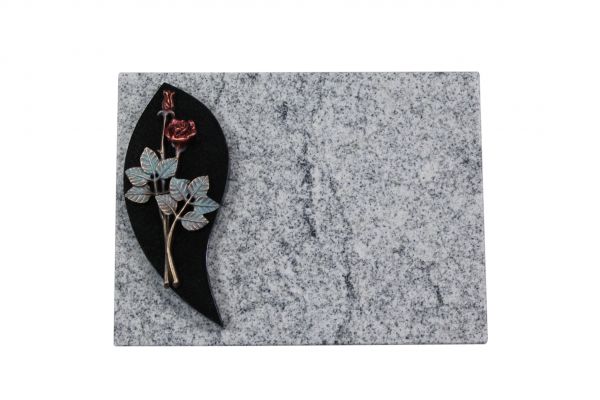 Liegestein, Indien Black und Viscount White Granit 40cm x 30cm x 3cm, inkl. getönter Rose